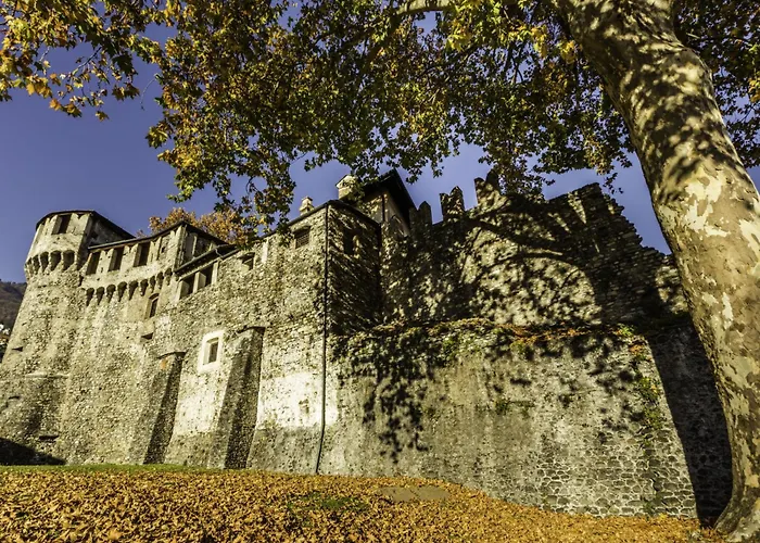 White Apt-1 By Interhome アパート ロカルノ